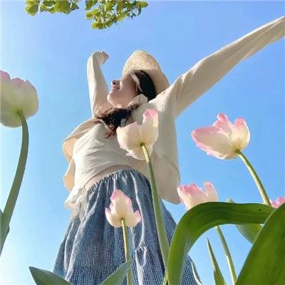 春闺三凤